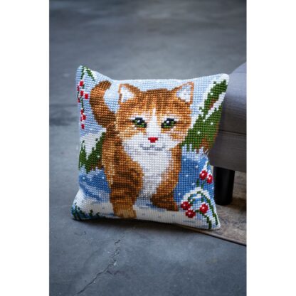 Coussin chat dans la neige - Vervaco 166625 – Image 2